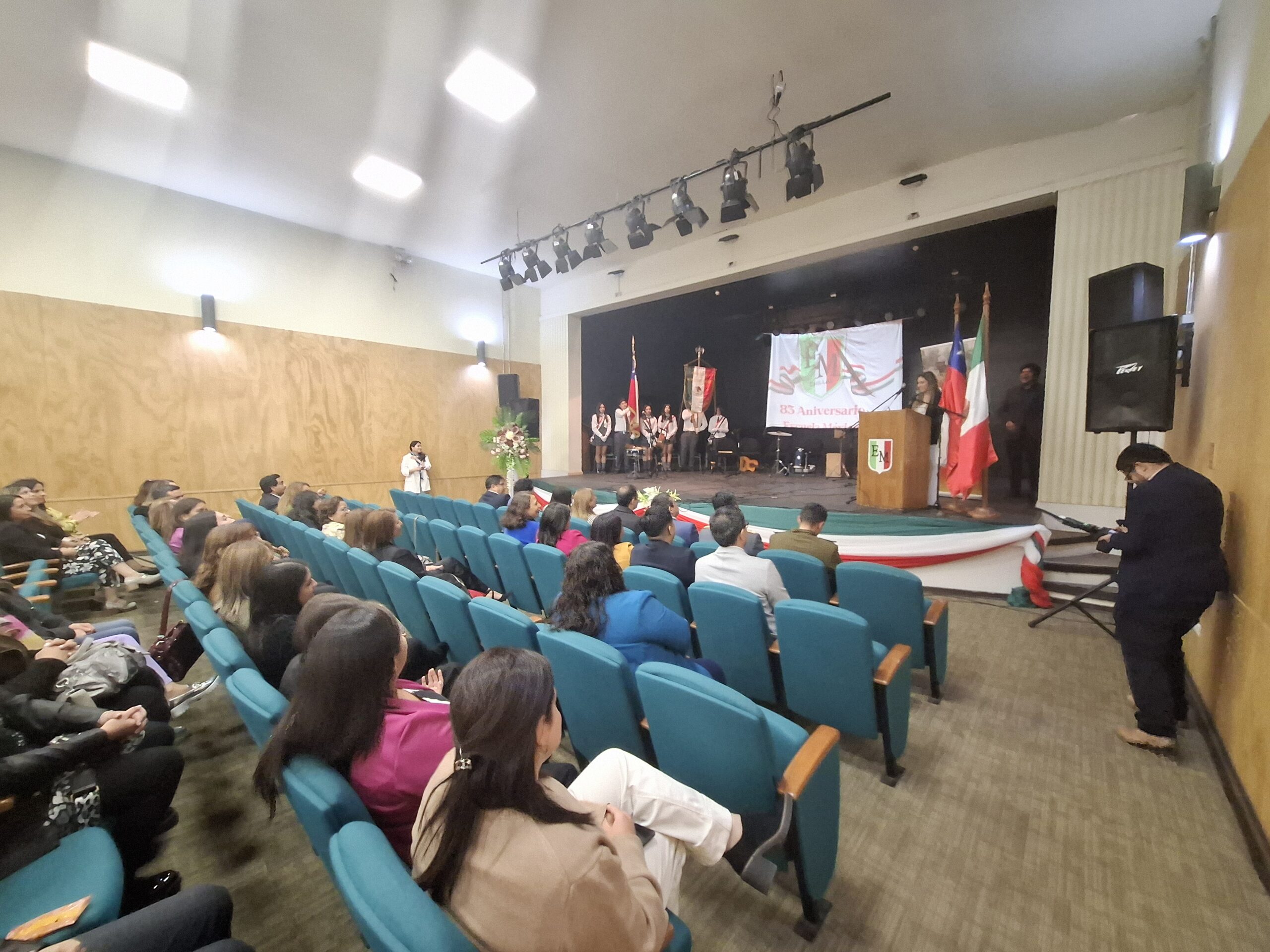 Aniversario 83 de la Escuela México