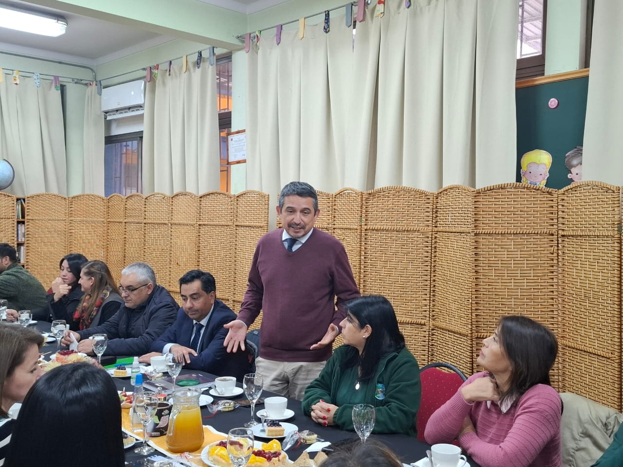 Reunión informativa con directores de Chillán Viejo