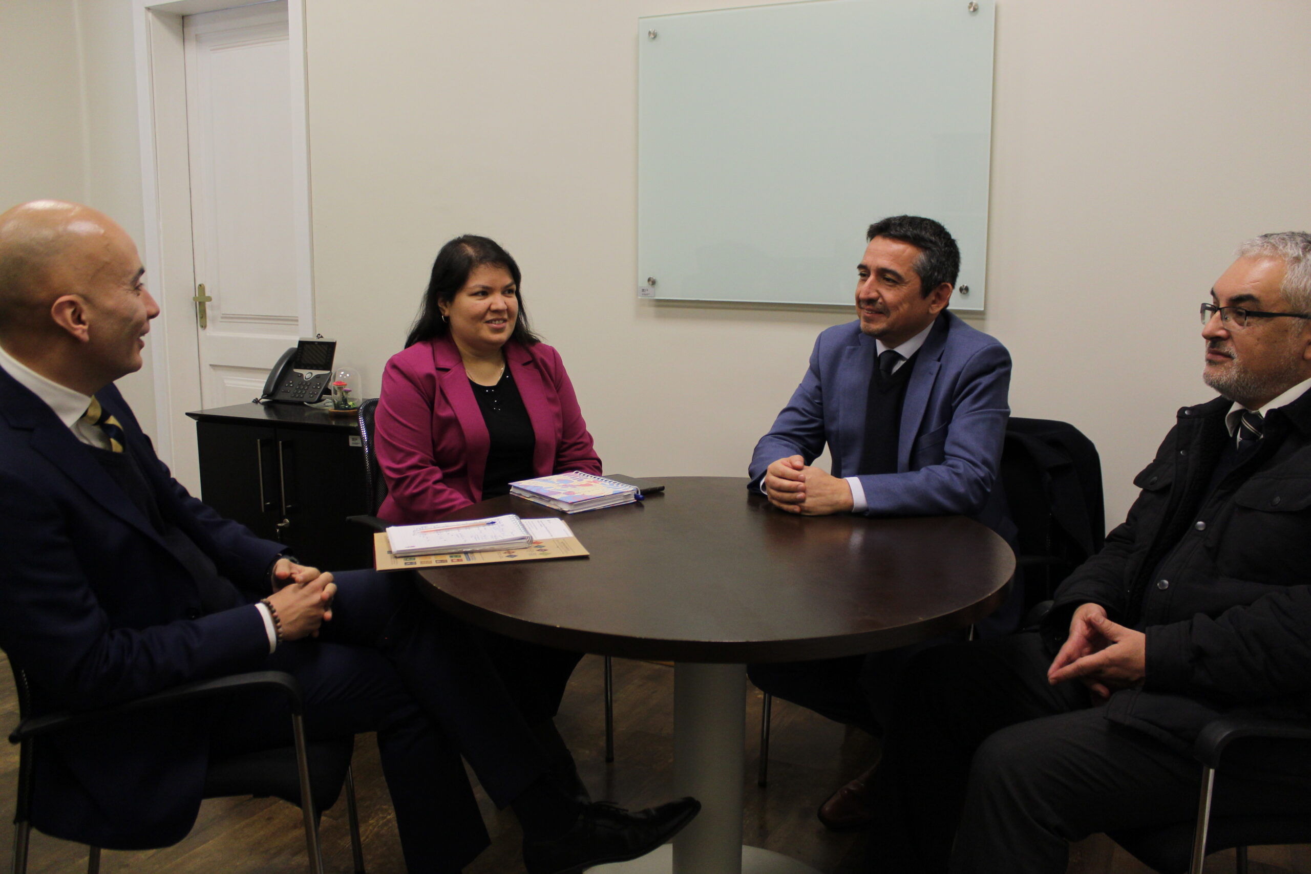 Saludo protocolar a contralor regional
