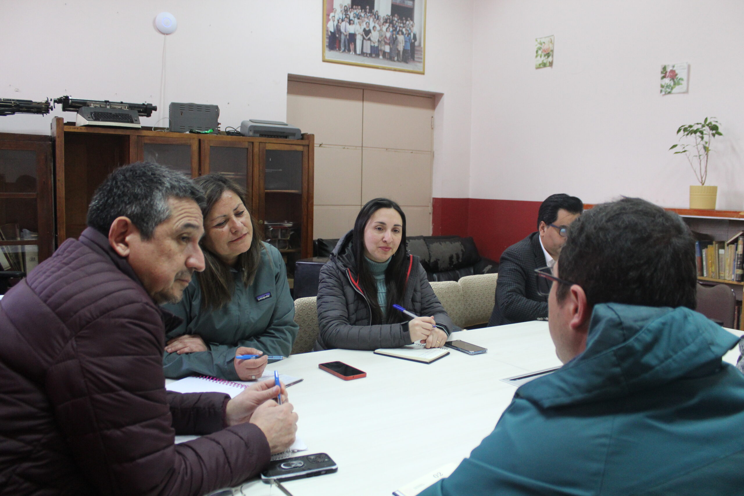 Asistentes de la educación comprometen apoyo para mejorar matrícula y asistencia