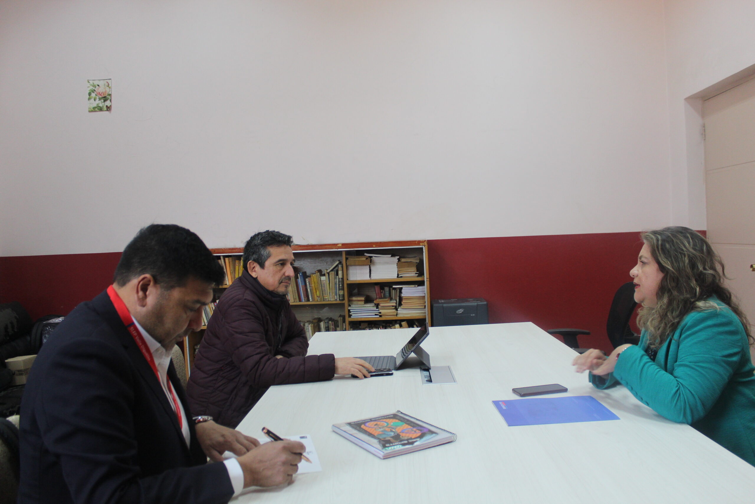 Director del SLEP Valle Diguillín sostuvo reunión con coordinadora del Servicio Civil