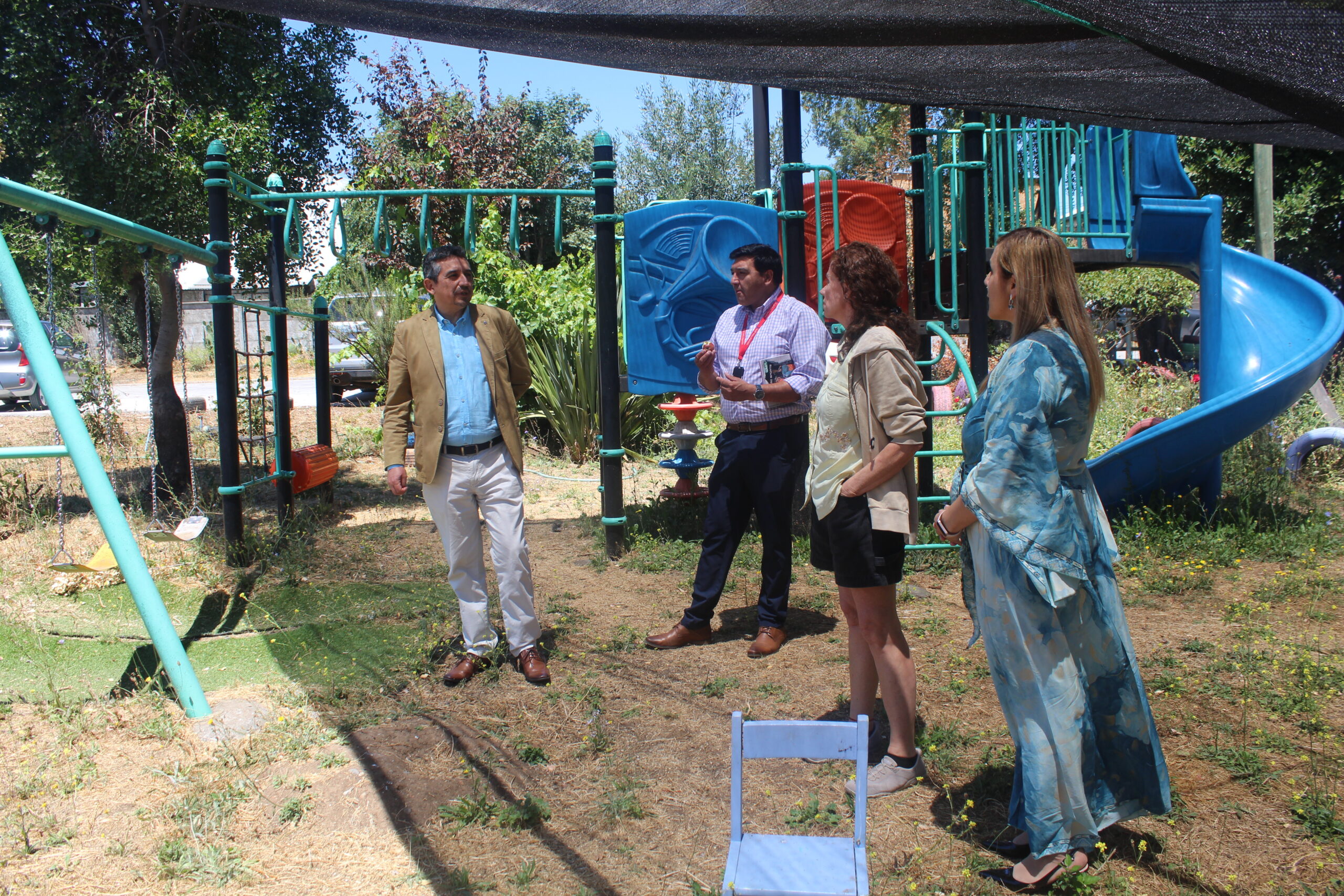 Director ejecutivo del SLEP visitó la Escuela Especial Las Acacias