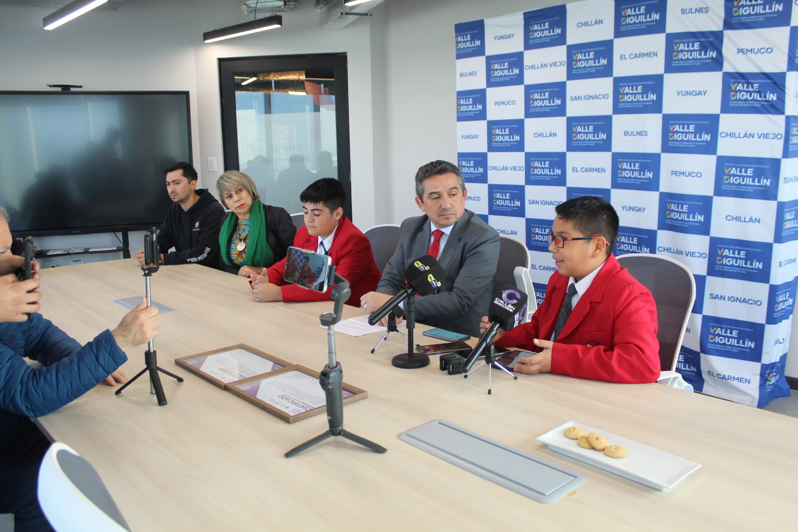 Estudiantes de Chillán Viejo representaron a Chile en feria científica internacional en Brasil