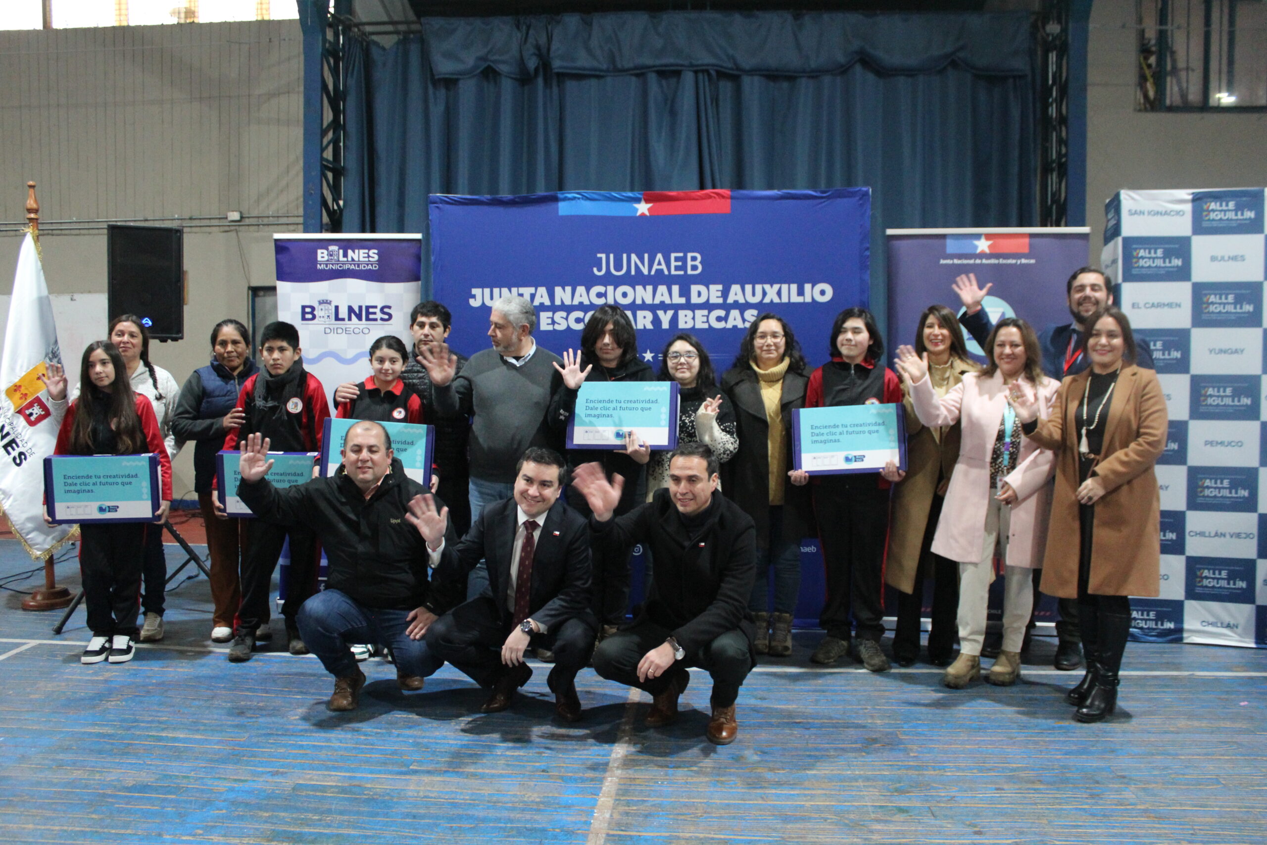 Beca TIC 2026 beneficia a 1.069 estudiantes del Valle Diguillín