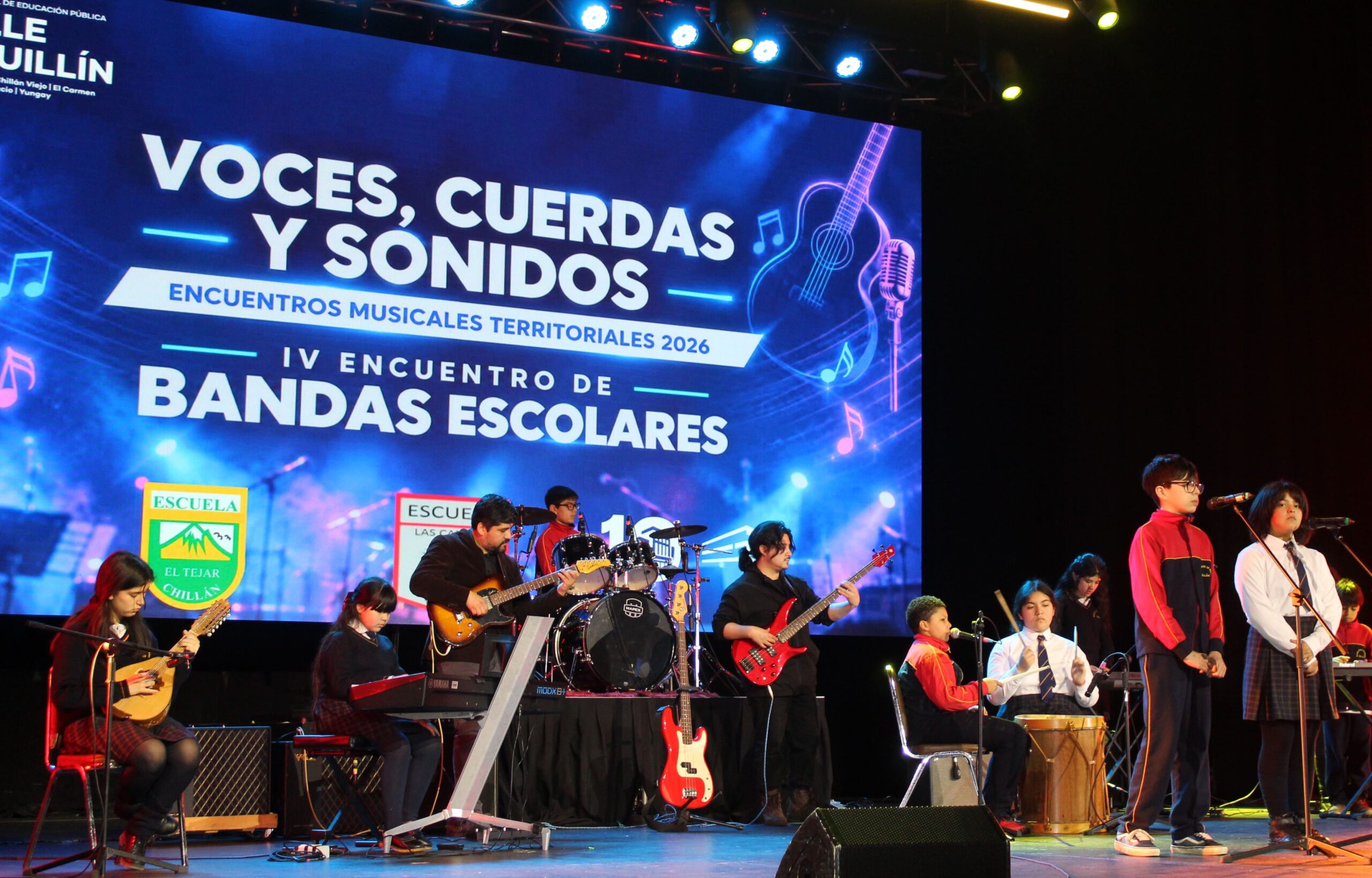 Educación pública al ritmo del rock: 13 bandas escolares se presentaron en el Teatro Municipal de Chillán