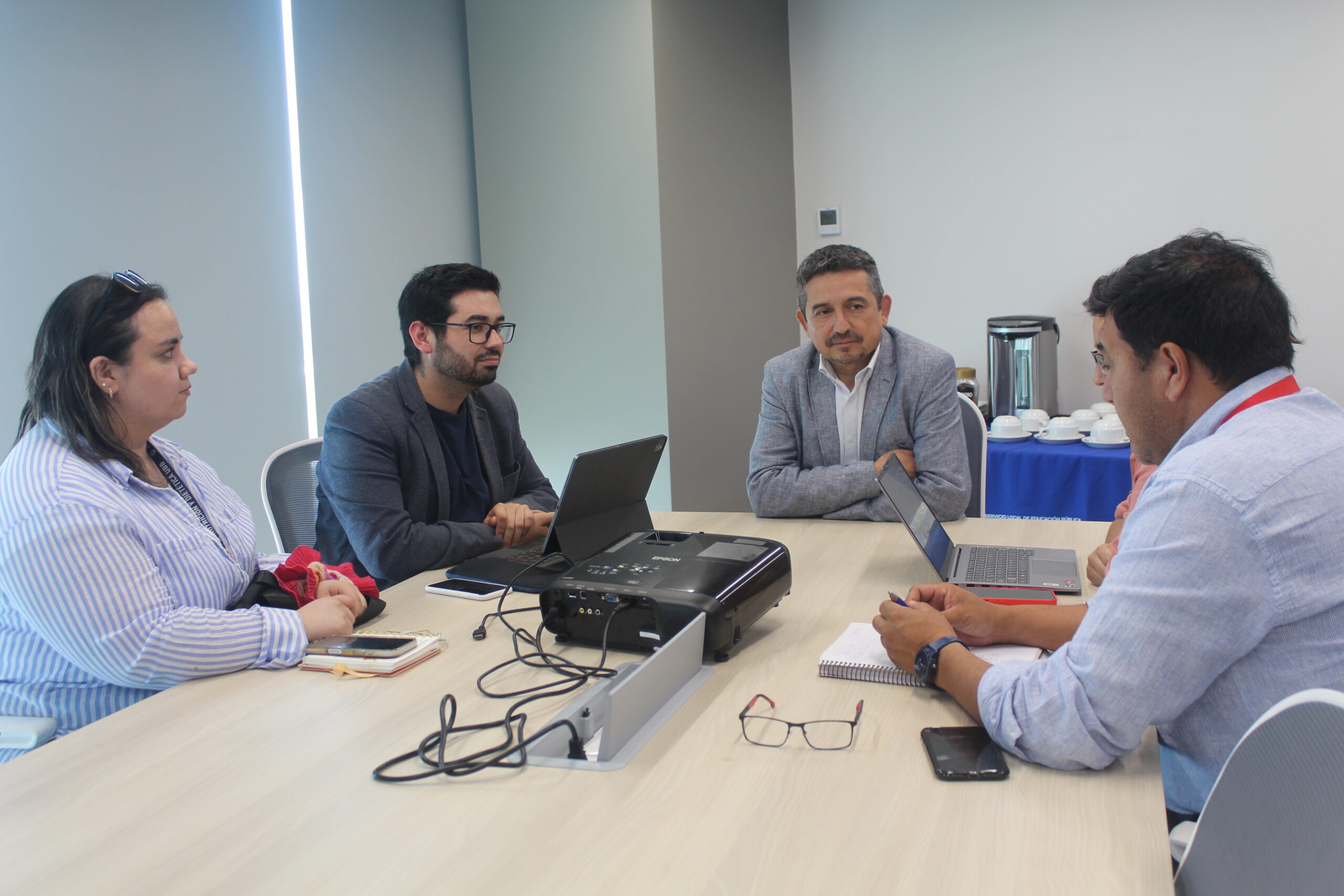 SLEP y UBB explora alianza para apoyar a los establecimientos en acciones para prevenir enfermedades