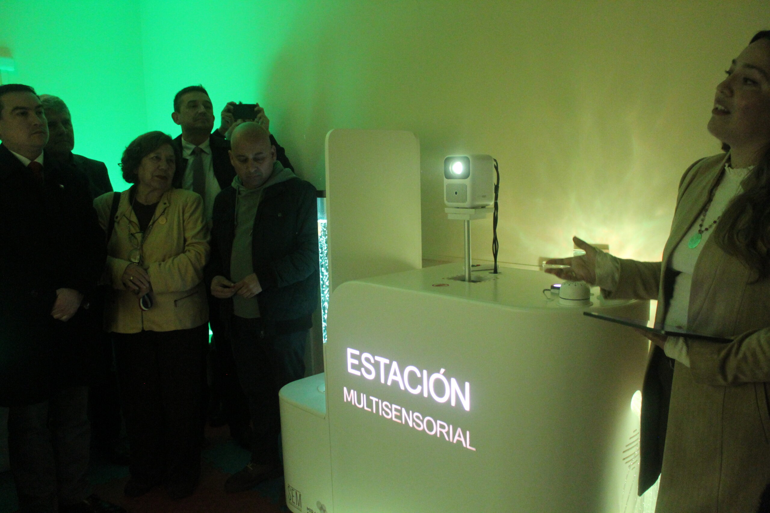 Inauguran 10 estaciones multisensoriales para establecimientos educacionales de Chillán