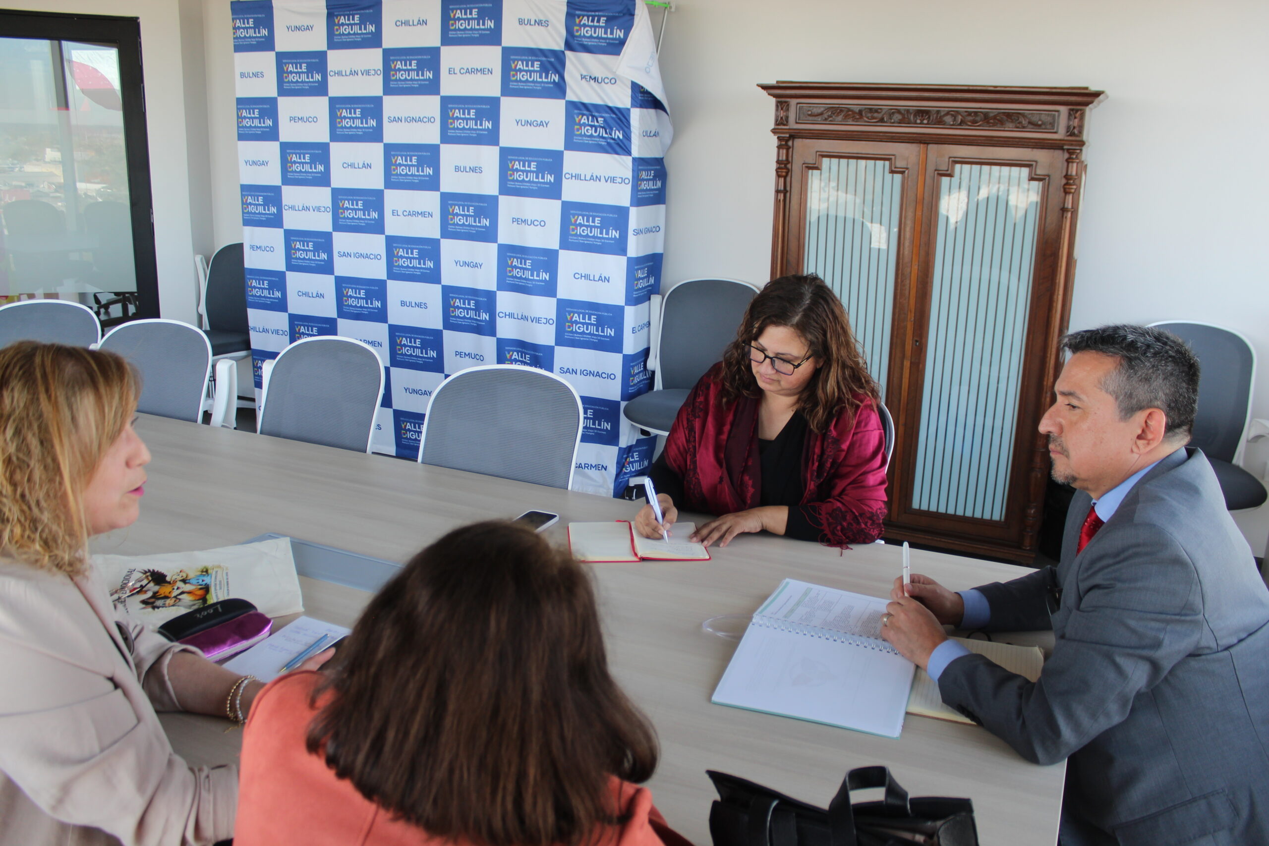 SLEP implementará programa de enseñanza socioemocional con apoyo de la UBB
